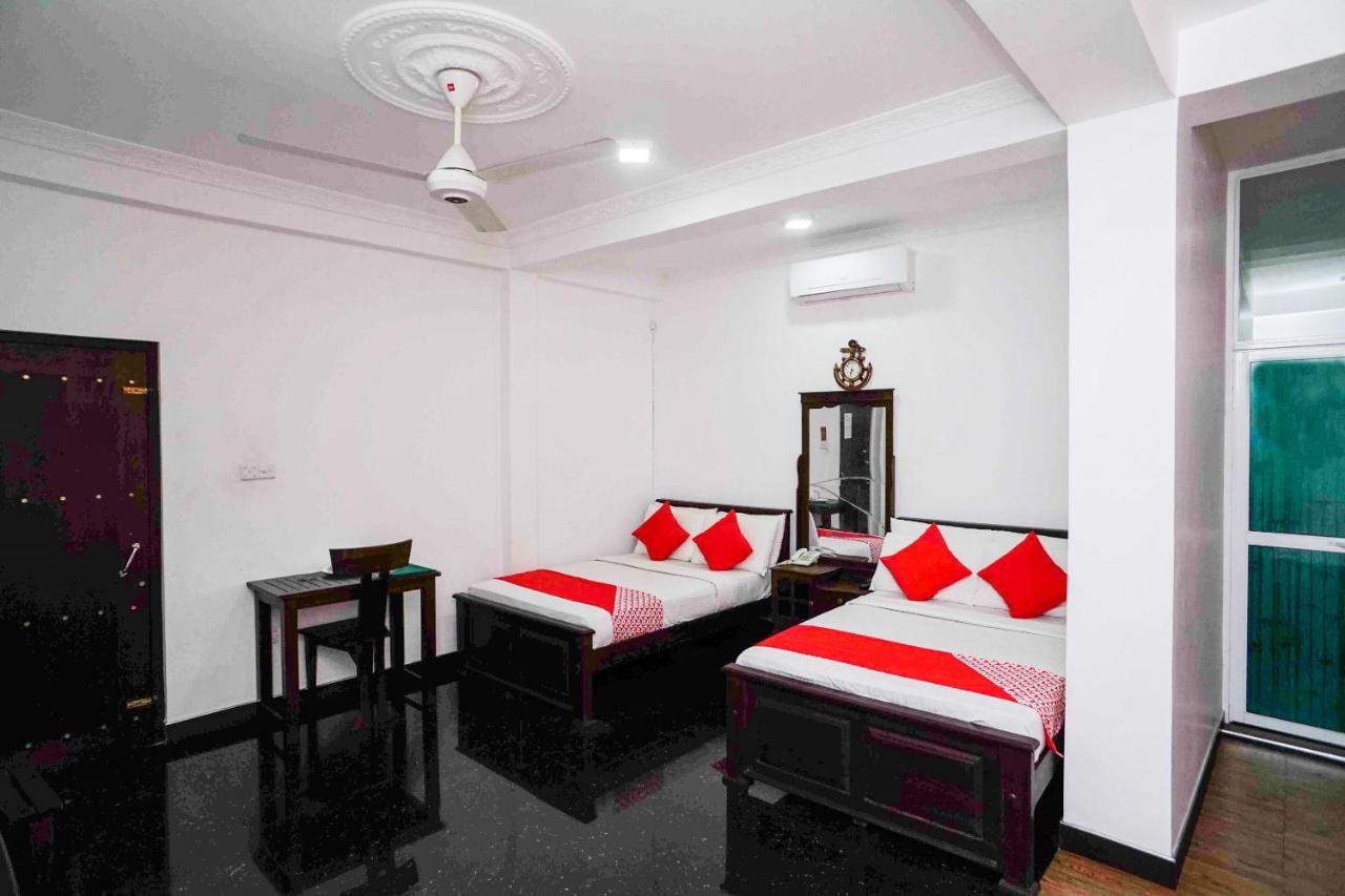 Shirantha Hotel Гале Екстериор снимка