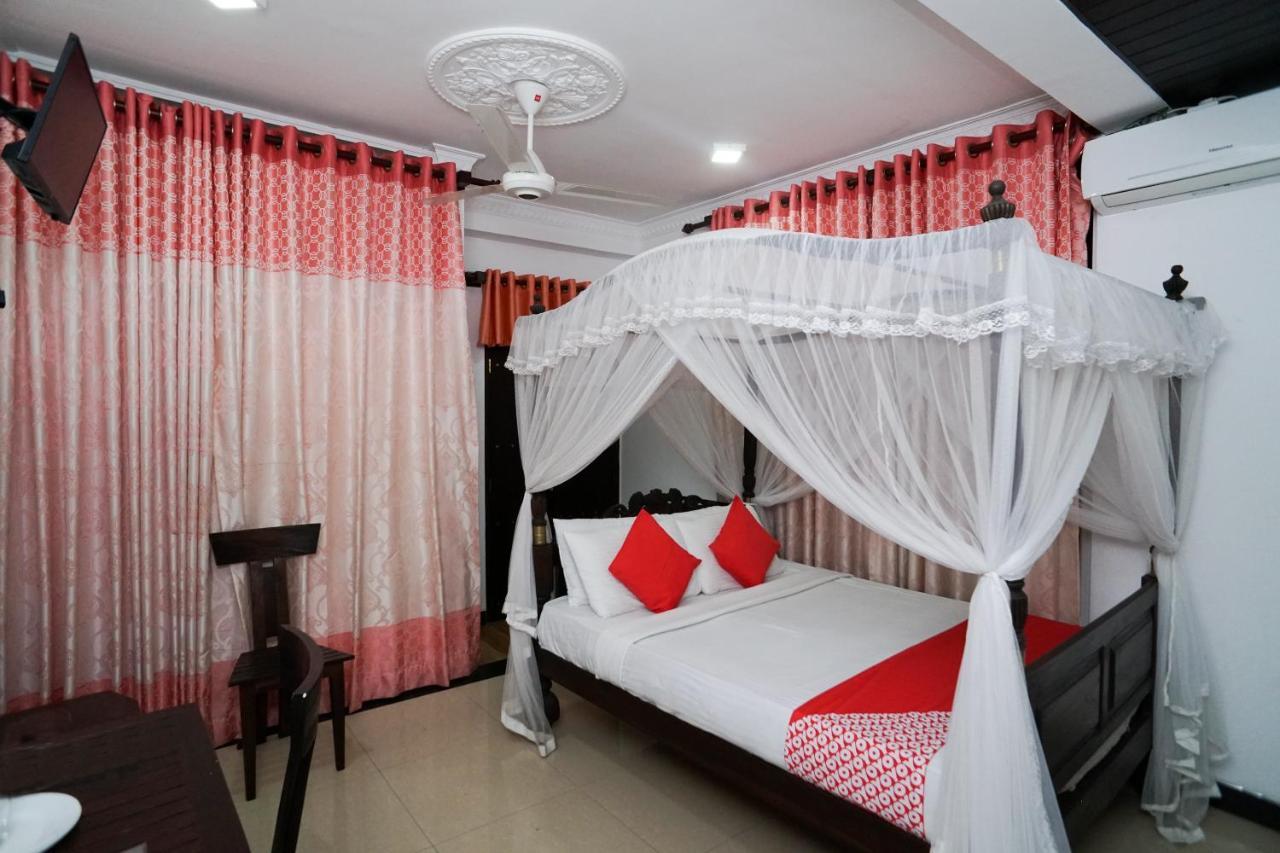 Shirantha Hotel Гале Екстериор снимка