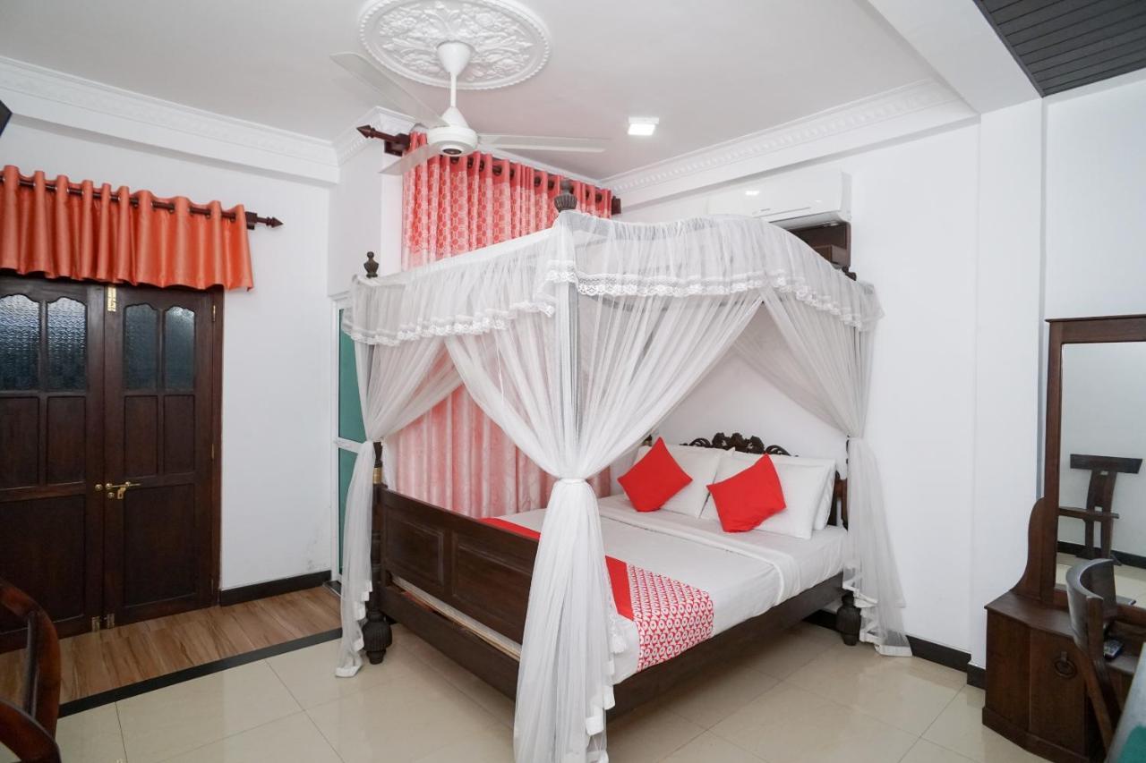 Shirantha Hotel Гале Екстериор снимка